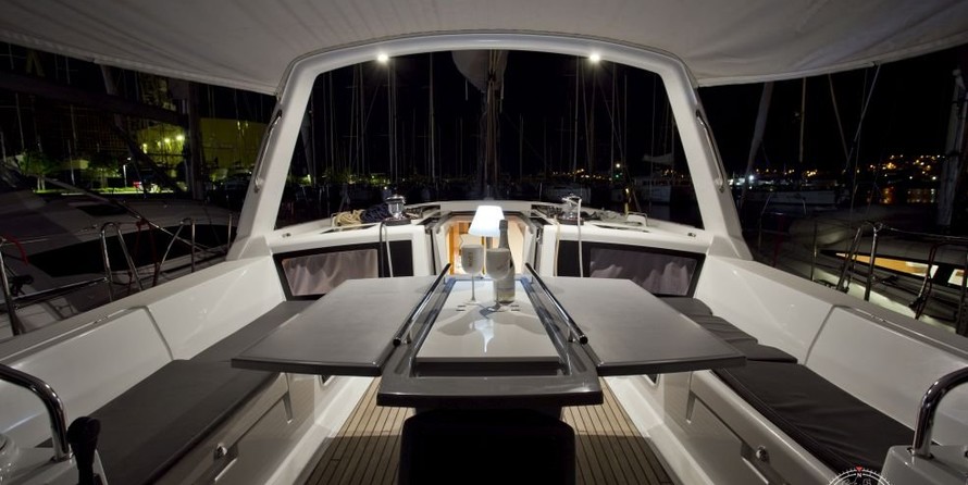 Beneteau Oceanis 48