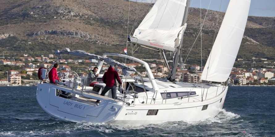 Beneteau Oceanis 48