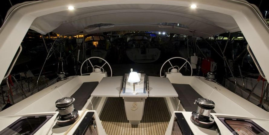Beneteau Oceanis 48