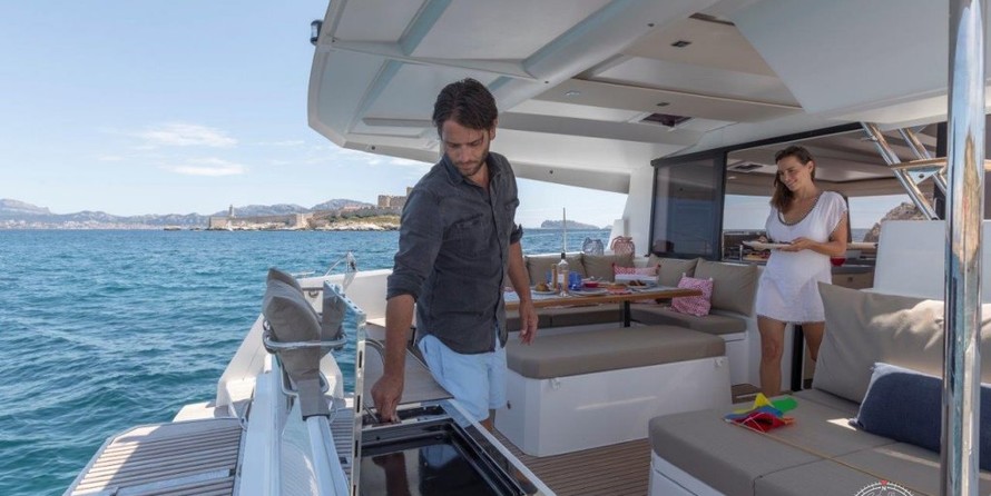 Fountaine Pajot Astréa 42