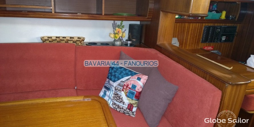 Bavaria 44