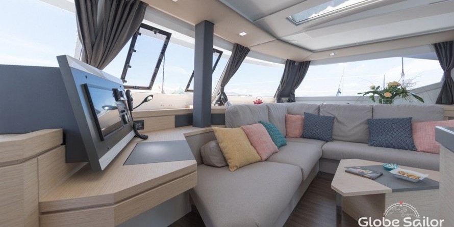 Fountaine Pajot Saona 47