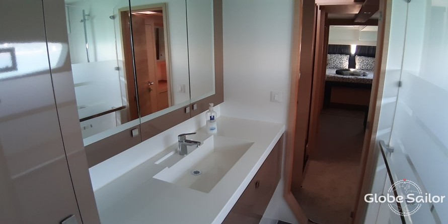 Fountaine Pajot Saona 47