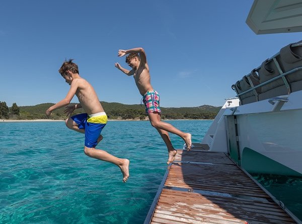 Fountaine Pajot Saona 47