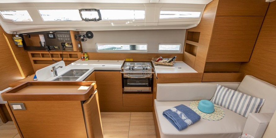 Jeanneau Sun Odyssey 410