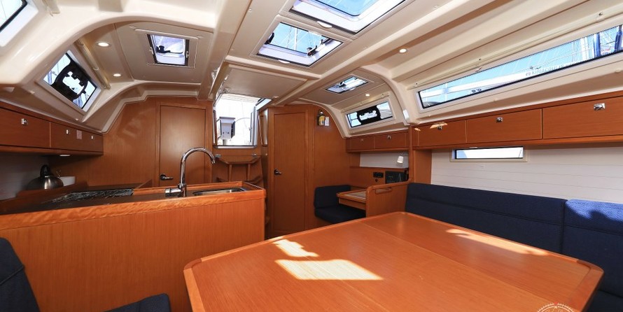 Bavaria 37 Cruiser