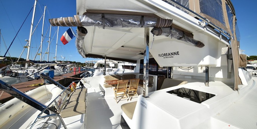 Fountaine Pajot Lucia 40