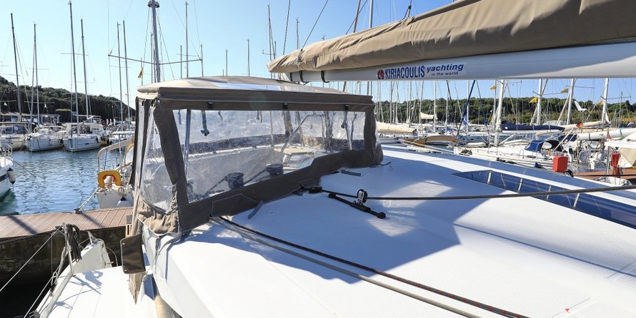 Fountaine Pajot Lucia 40