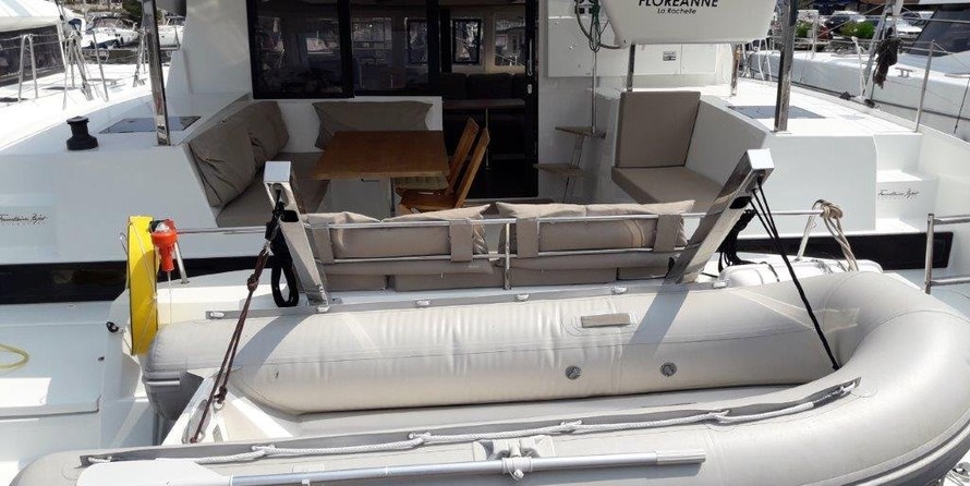 Fountaine Pajot Lucia 40