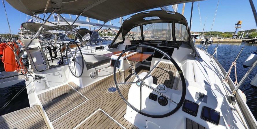 Dufour 382 Grand Large