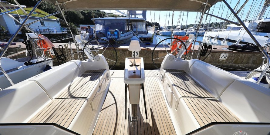 Dufour 382 Grand Large