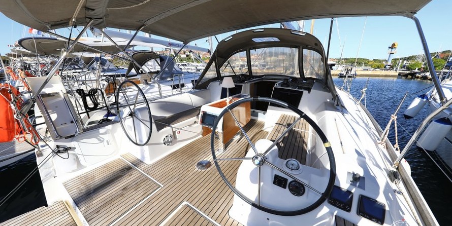 Dufour 382 Grand Large