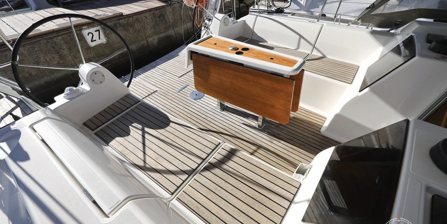 Dufour 382 Grand Large