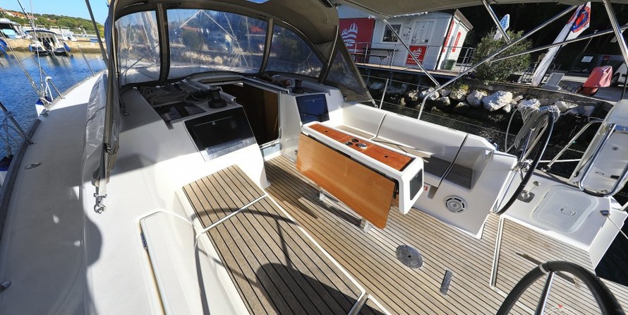 Dufour 382 Grand Large