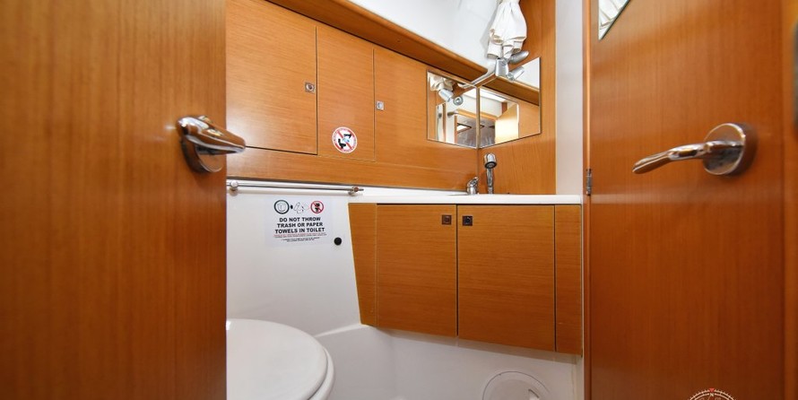 Jeanneau Sun Odyssey 44i