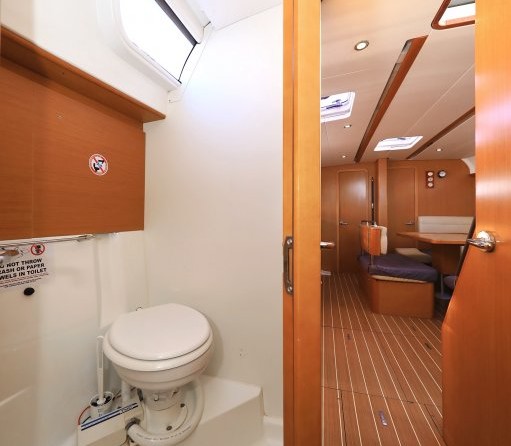 Jeanneau Sun Odyssey 44i