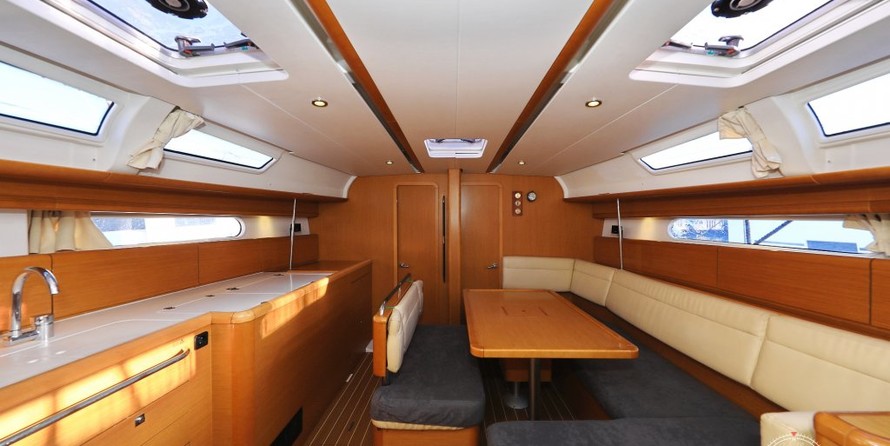 Jeanneau Sun Odyssey 44i