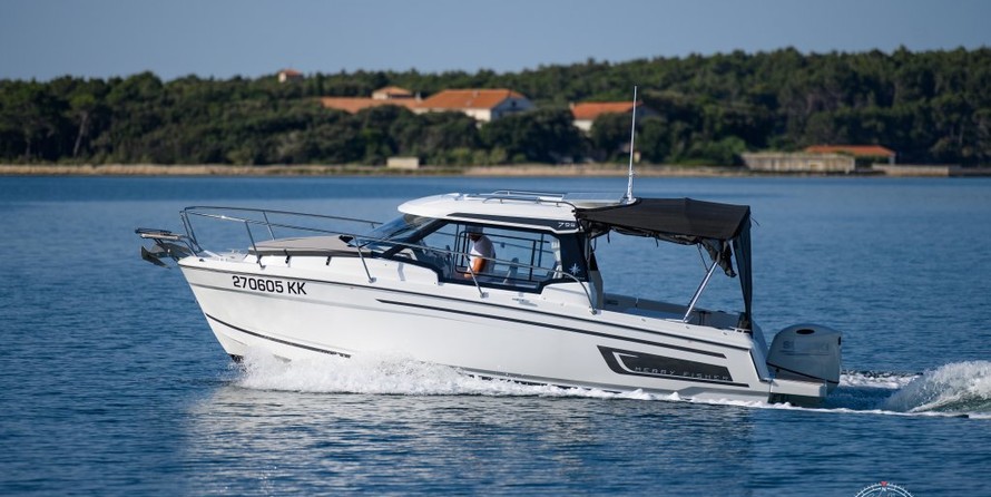 Jeanneau Merry Fisher 795