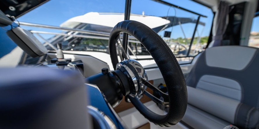 Jeanneau Merry Fisher 795