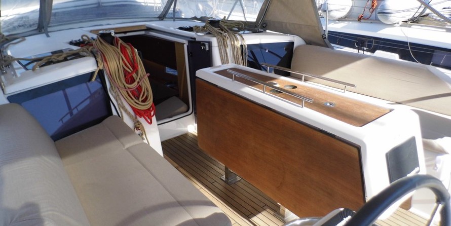 Dufour 390 Grand Large