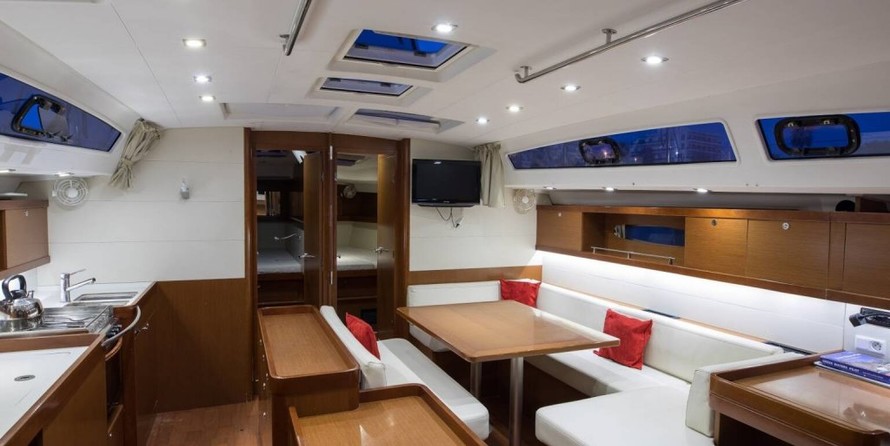 Beneteau Oceanis 50