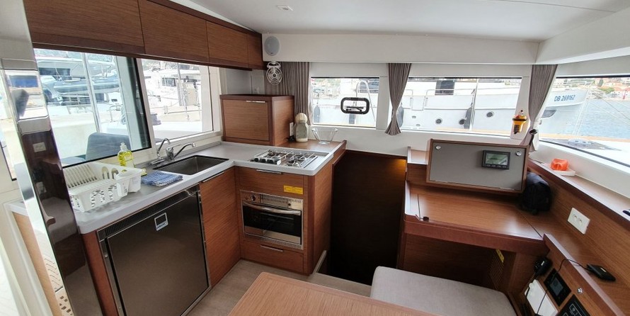 Lagoon 40