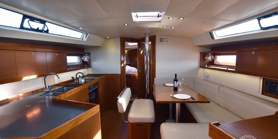 Beneteau Oceanis 45