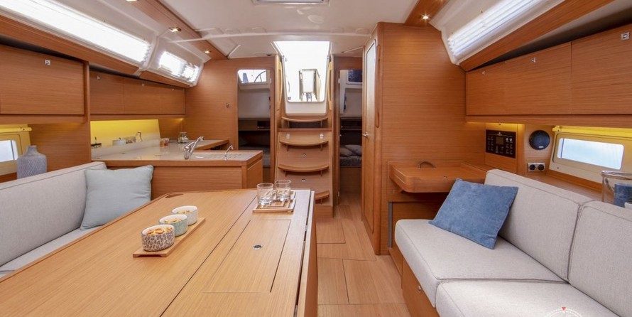 Dufour 390 Grand Large