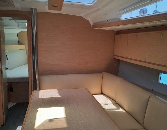 Dufour 390 Grand Large