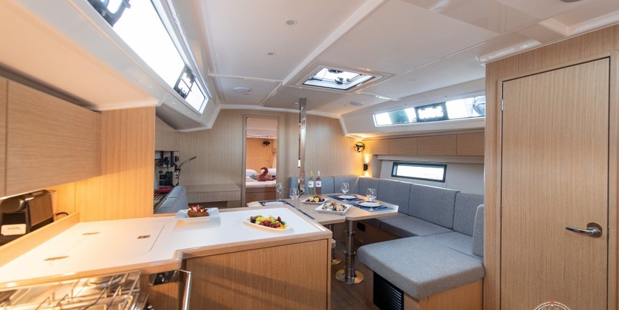 Bavaria C42