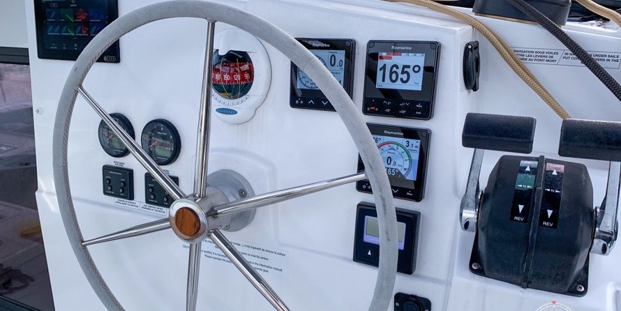 Fountaine Pajot Lucia 40