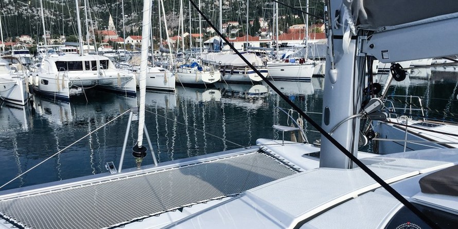 Fountaine Pajot Helia 44