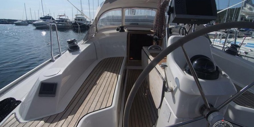 Bavaria 33 Cruiser