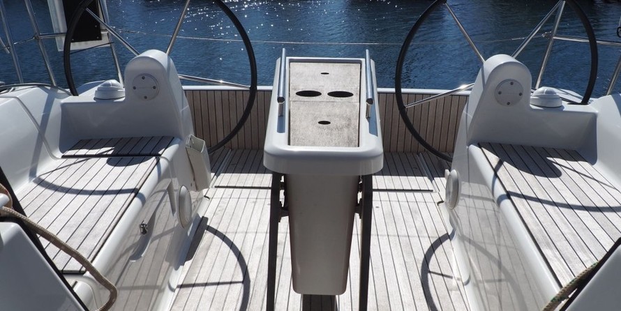 Dufour 310 Grand Large