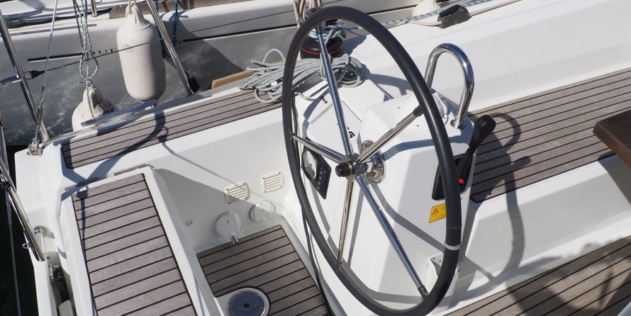 Beneteau Oceanis 35.1