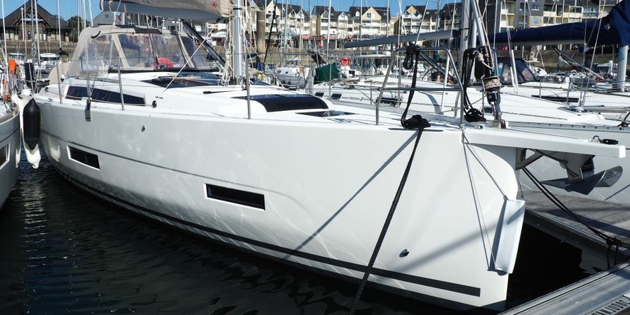 Dufour 390 Grand Large