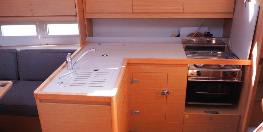 Dufour 390 Grand Large