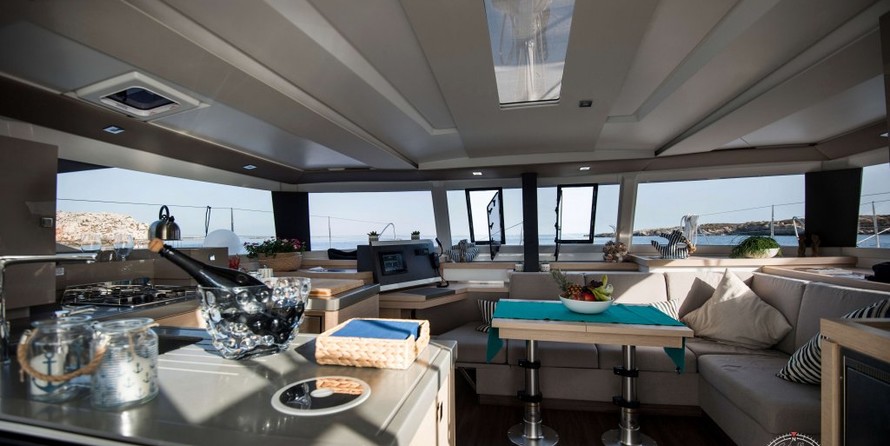 Fountaine Pajot Saona 47