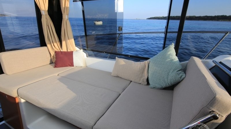 Jeanneau Merry Fisher 895