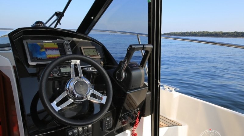 Jeanneau Merry Fisher 895