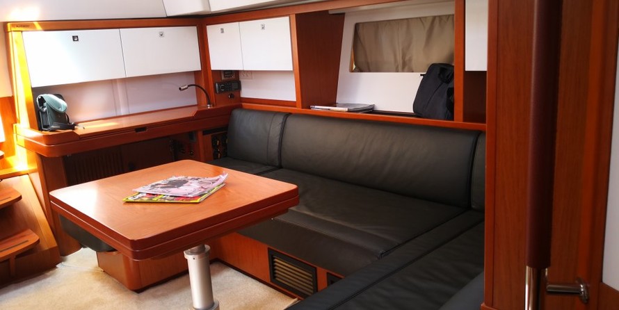 Beneteau Sense 55