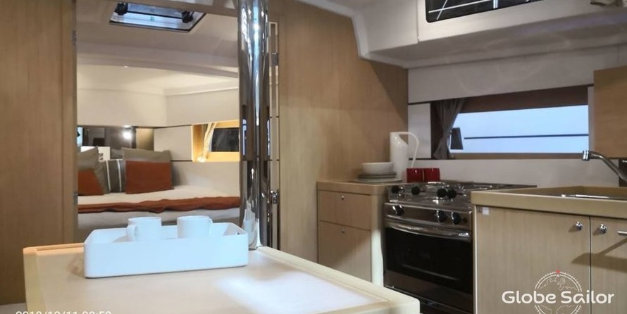 Beneteau Oceanis 38
