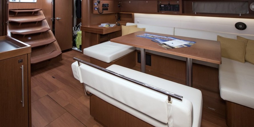 Beneteau Oceanis 48