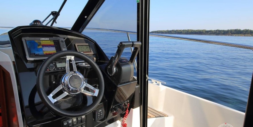 Jeanneau Merry Fisher 895