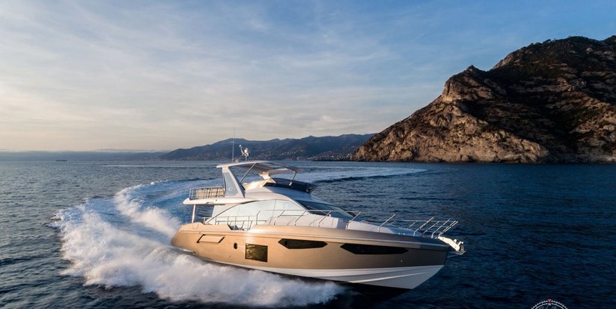 Azimut 60