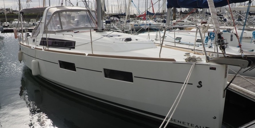 Beneteau Oceanis 35.1
