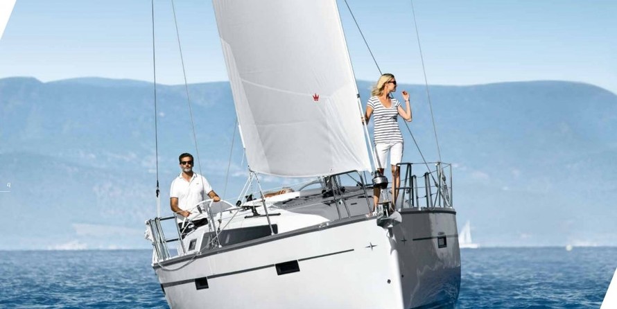 Bavaria 37