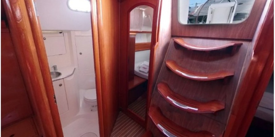 Jeanneau Sun Odyssey 42