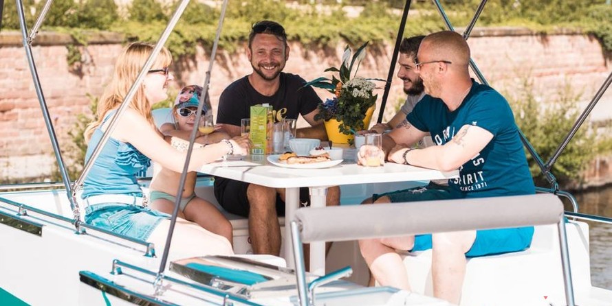 Cantieri estensi goldstar 560 c fly