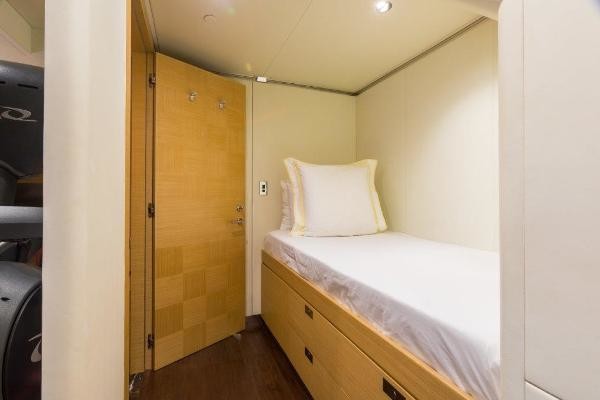 Cheoy Lee Custom Marco Polo Displacement